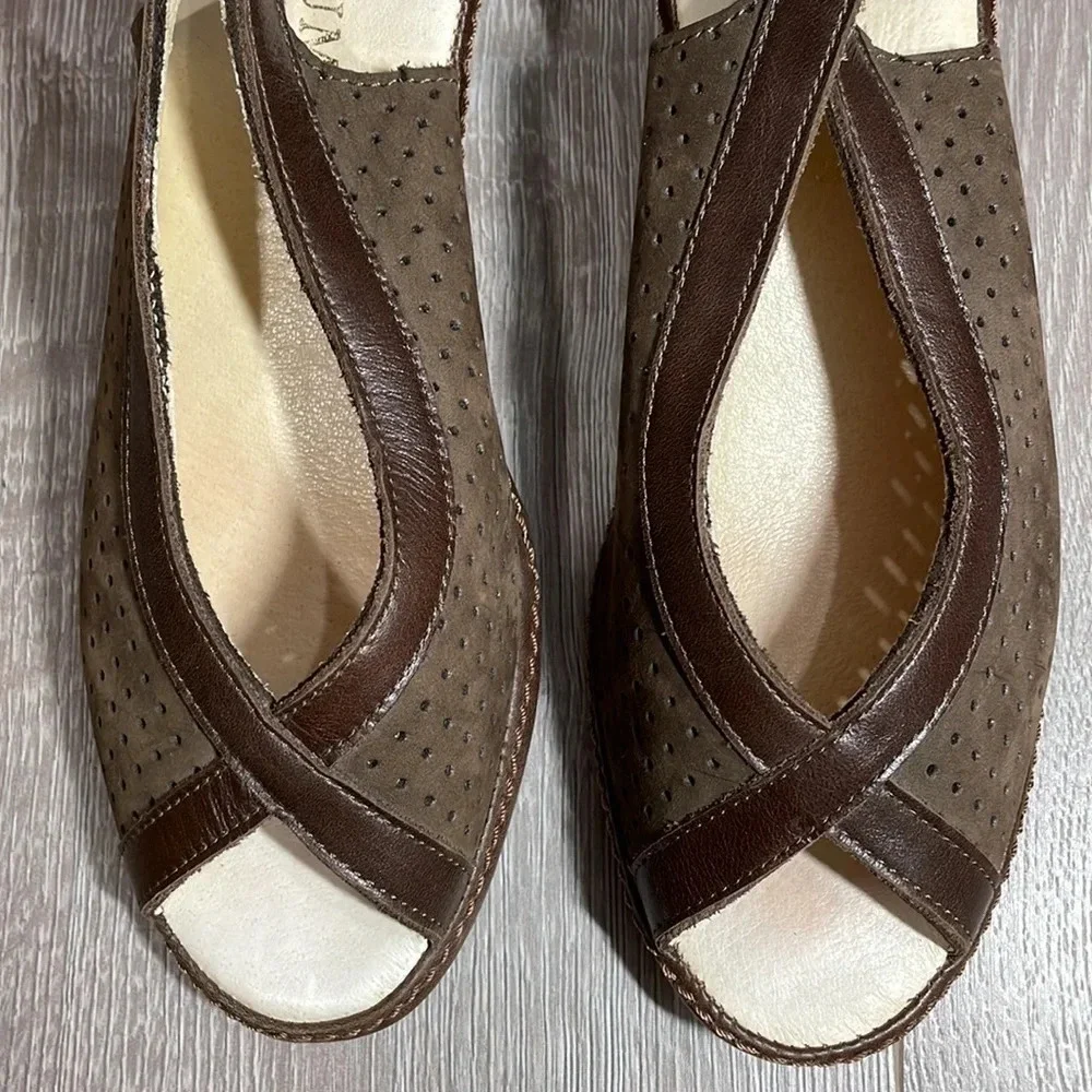 La Plume Leather Brown Slingback Wedge Open Toe Sandals 39 (9 US)